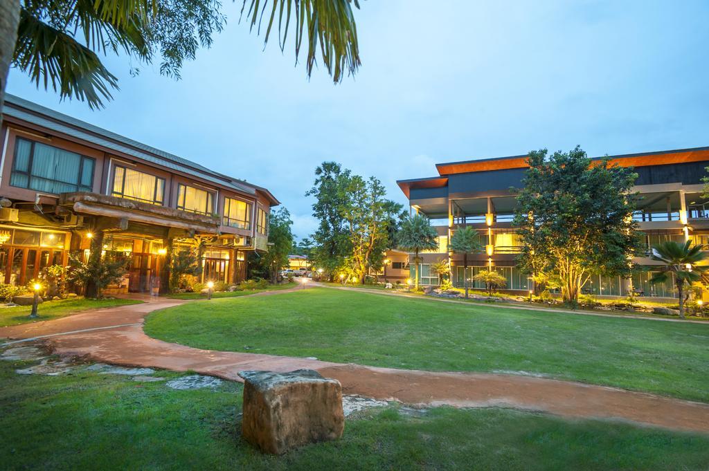 รีสอร์ท บลูส์ ริเวอร์